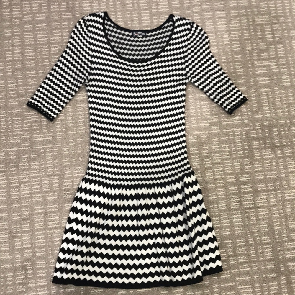‼️3/$9‼️Beautiful fall dress.